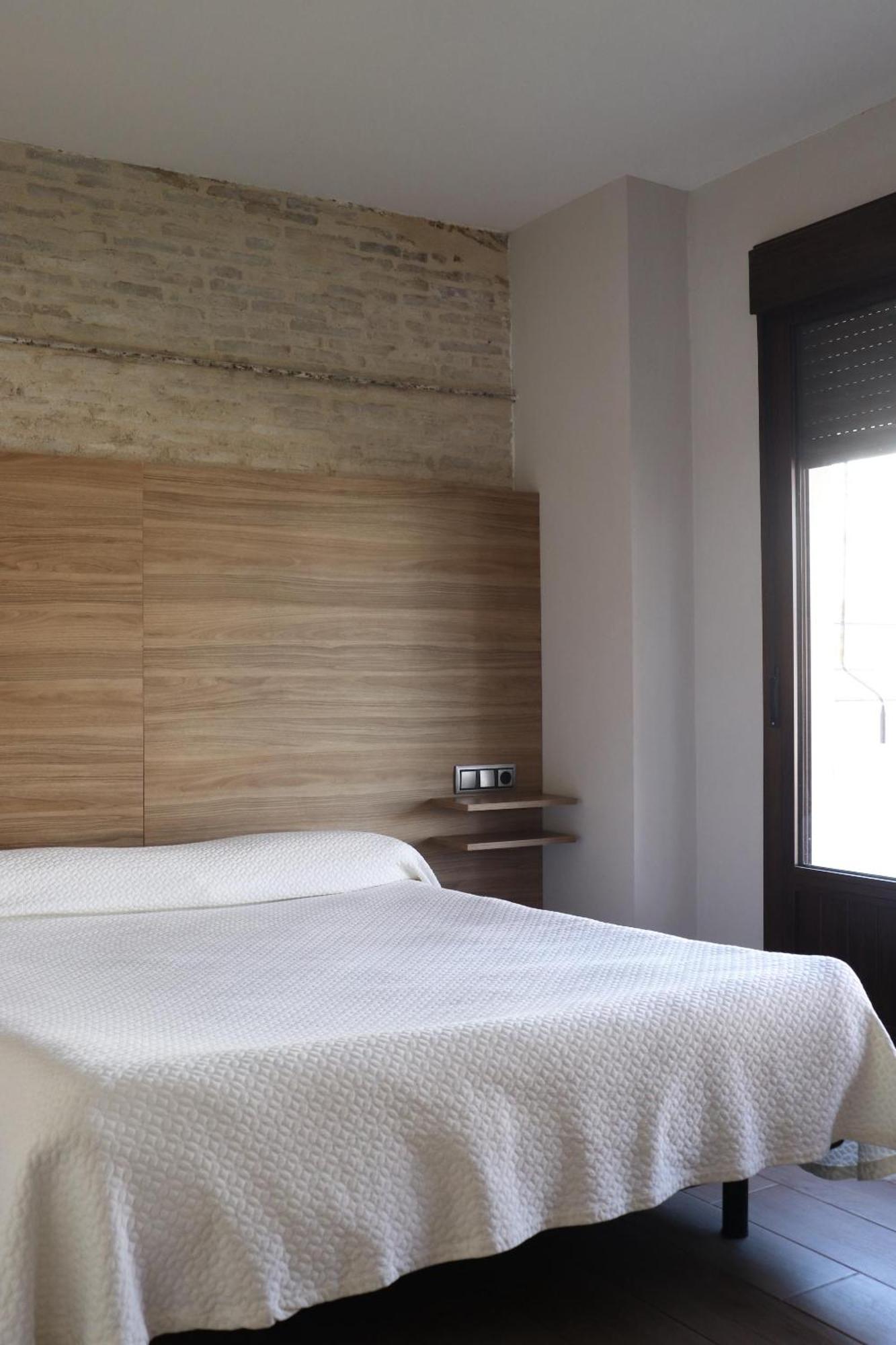 Apartamentos Reyes Catolicos 14 Севилья Экстерьер фото